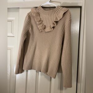 Cute sweater never worn 2xl but fits like xl